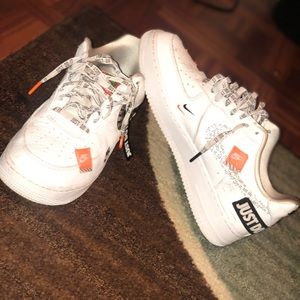 Meet your Posher, Demond